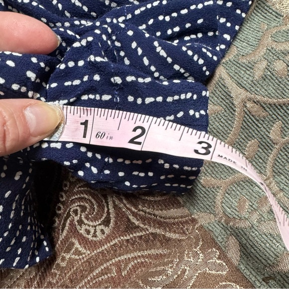 Ettitwa by Anthropologie navy and white dotted shorts sz Xs - Picture 4 of 5